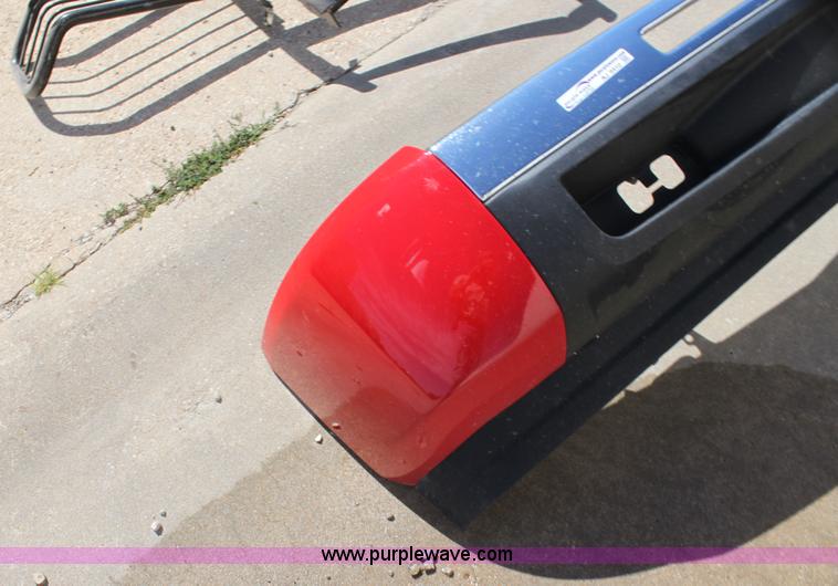 image for item AJ9410 2006 Chevrolet front bumper