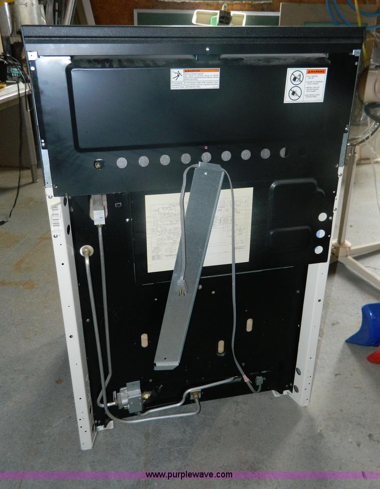 image for item AX9726 Tappen natural gas range