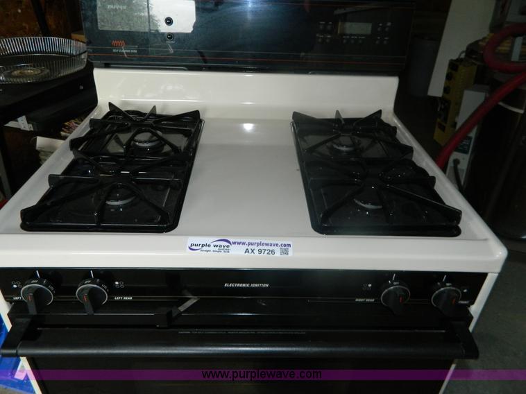 image for item AX9726 Tappen natural gas range