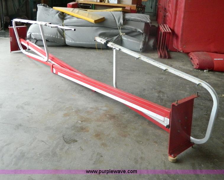 image for item AX9728 Pole vault pit pads and cover