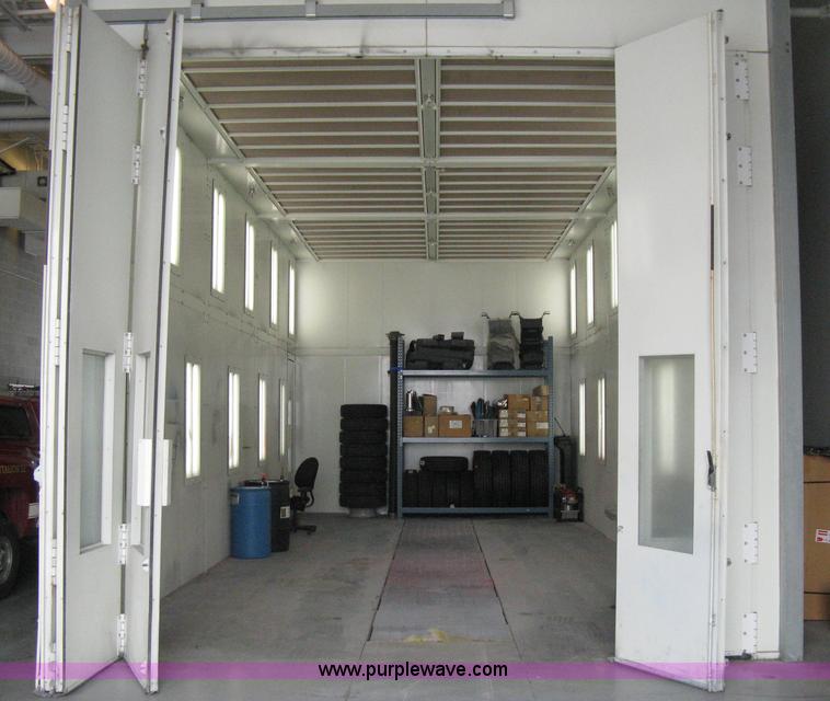 image for item AX9968 2002 Blowtherm Ultra XL 37092 paint booth