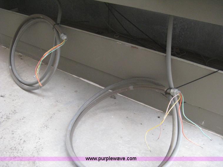 image for item AX9968 2002 Blowtherm Ultra XL 37092 paint booth