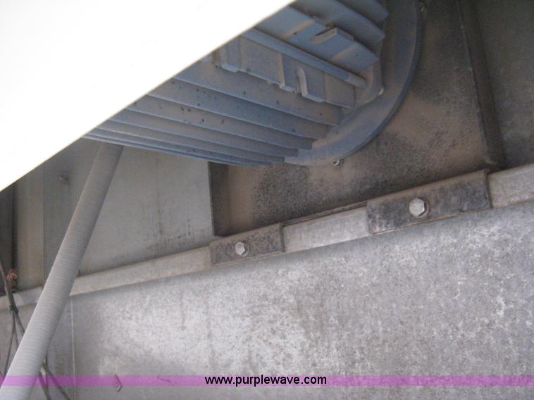 image for item AX9968 2002 Blowtherm Ultra XL 37092 paint booth