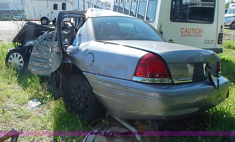 image for item BA9218 2006 Ford Crown Victoria Police Interceptor