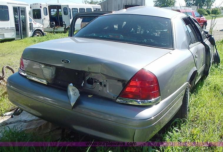 image for item BA9218 2006 Ford Crown Victoria Police Interceptor