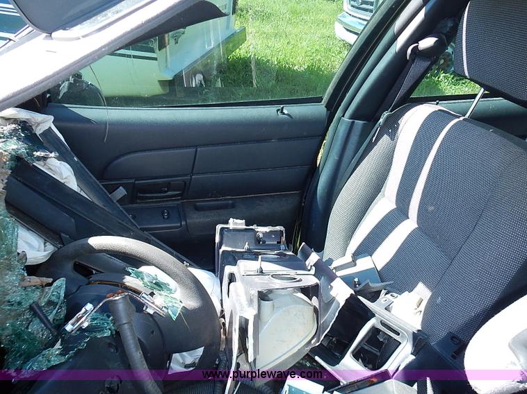 image for item BA9218 2006 Ford Crown Victoria Police Interceptor