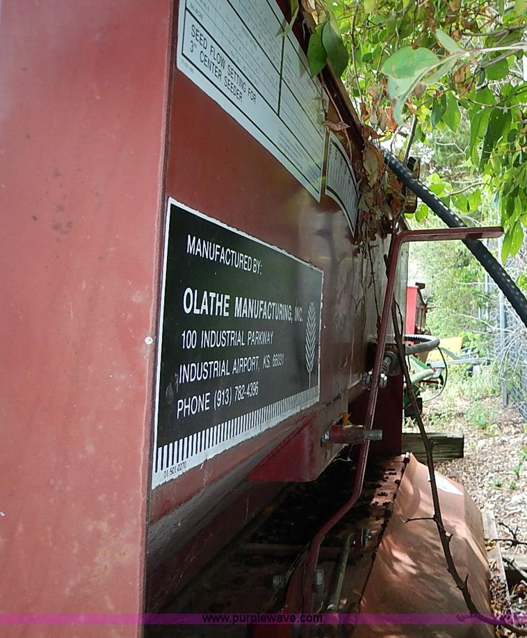 image for item BB9772 Olathe seeder and disk