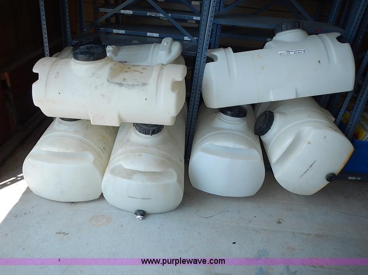 image for item BB9912 (7) assorted Fimco saddle water tanks