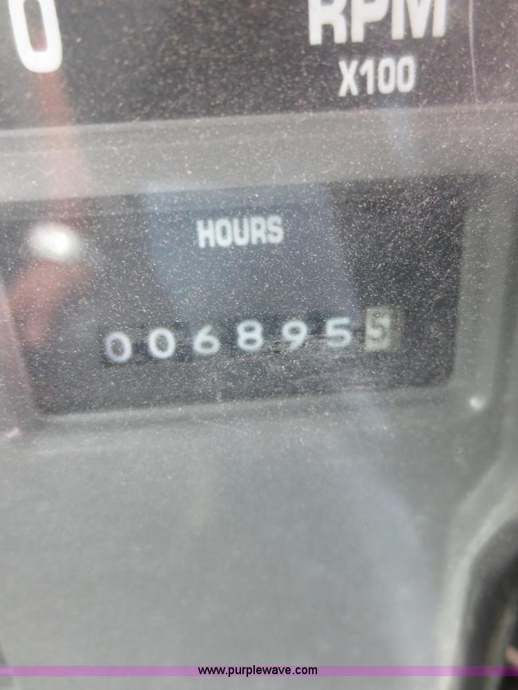 image for item D2094 1999 International 3800 school bus