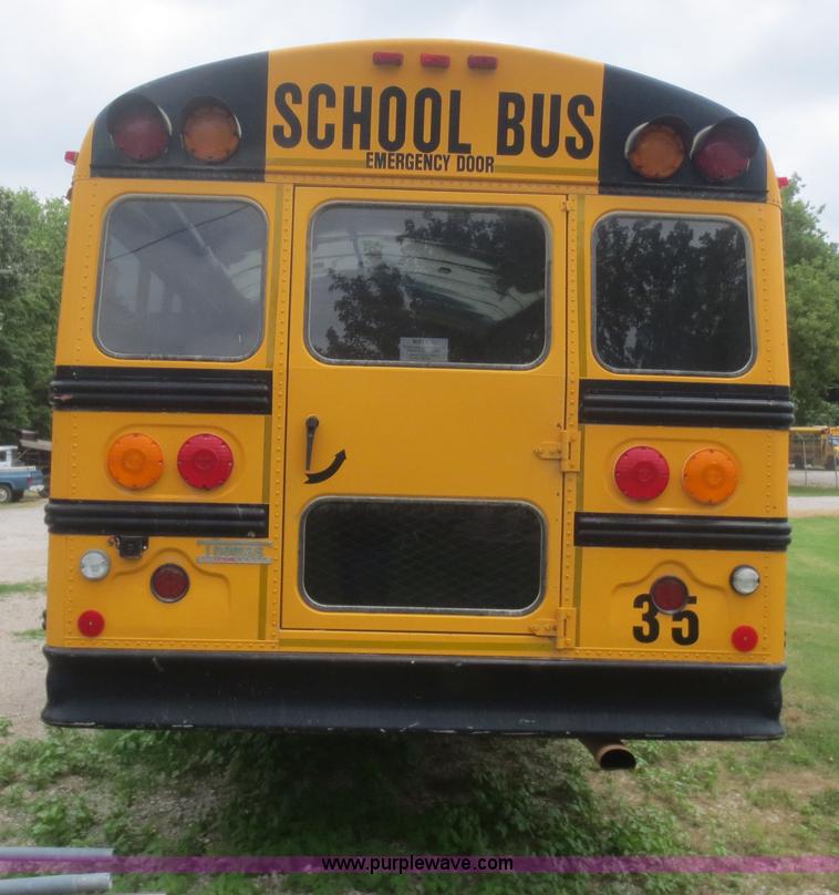 image for item D2095 1999 International 3800 school bus