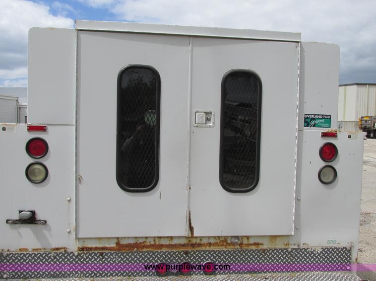 image for item F4895 1996 Ford F350 XL utility truck