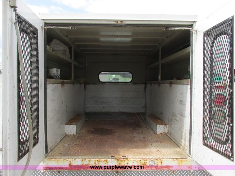 image for item F4895 1996 Ford F350 XL utility truck