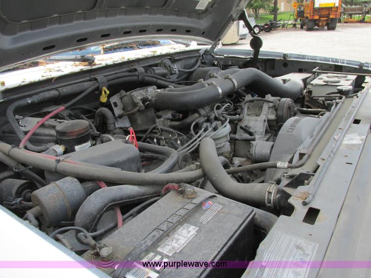 image for item F4895 1996 Ford F350 XL utility truck