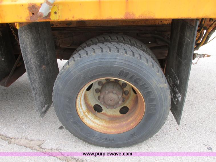 image for item F4897 1997 GMC C8500 dump truck