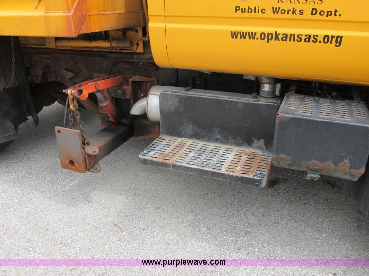 image for item F4897 1997 GMC C8500 dump truck