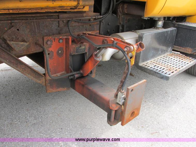 image for item F4897 1997 GMC C8500 dump truck