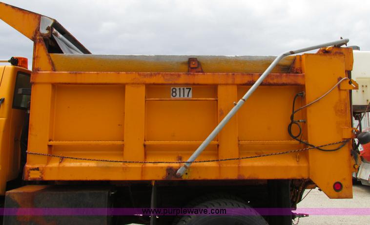 image for item F4897 1997 GMC C8500 dump truck