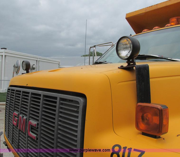 image for item F4897 1997 GMC C8500 dump truck