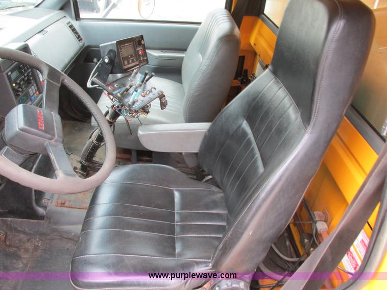 image for item F4897 1997 GMC C8500 dump truck