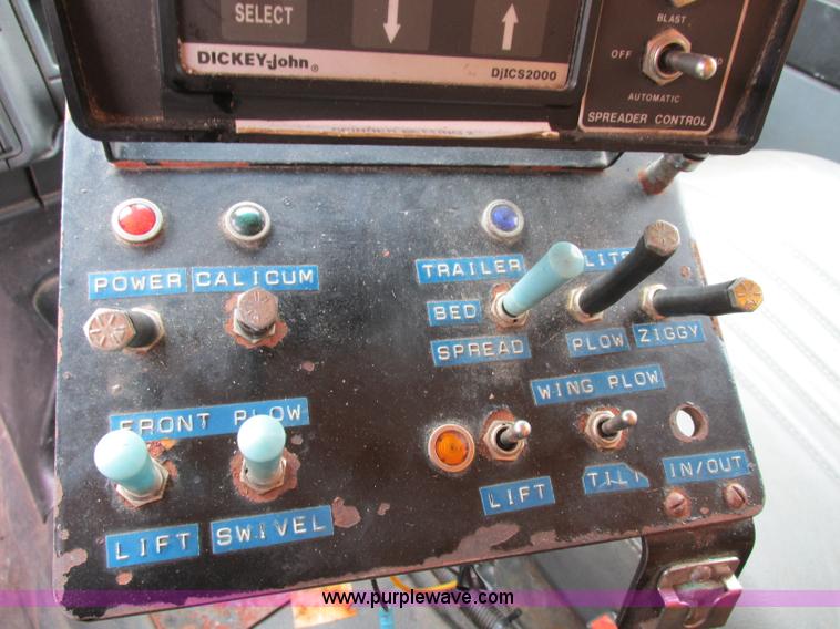 image for item F4897 1997 GMC C8500 dump truck