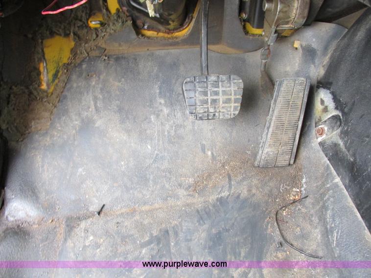 image for item F4897 1997 GMC C8500 dump truck