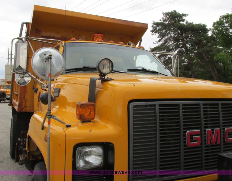 image for item F4898 1997 GMC C8500 dump truck