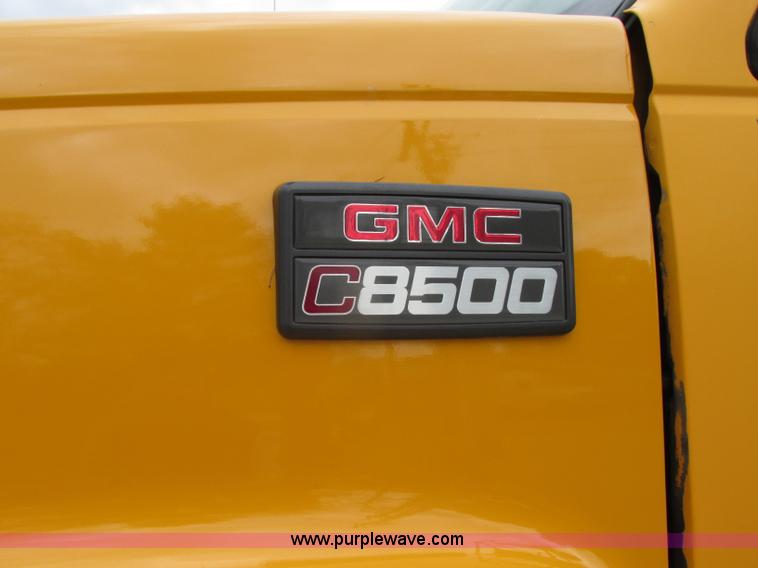 image for item F4898 1997 GMC C8500 dump truck