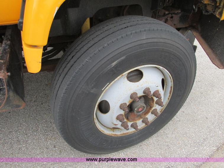 image for item F4898 1997 GMC C8500 dump truck