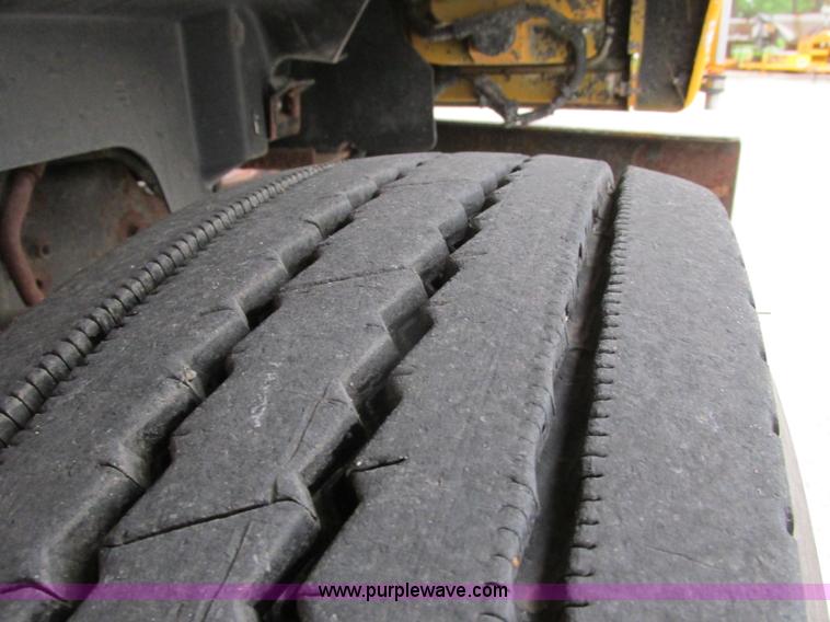 image for item F4898 1997 GMC C8500 dump truck