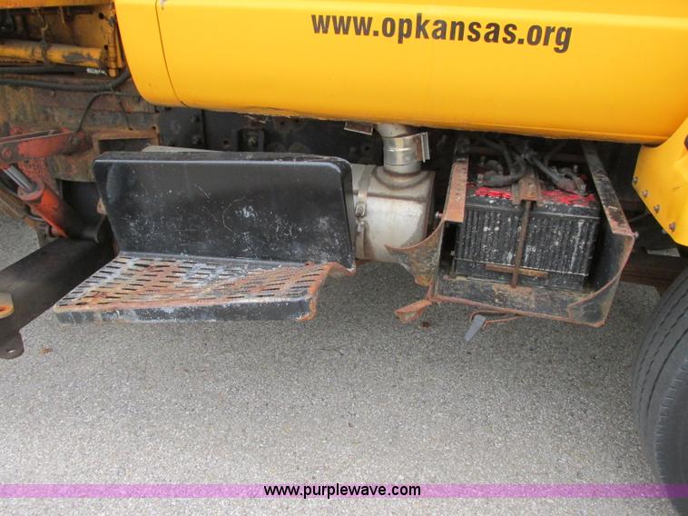 image for item F4898 1997 GMC C8500 dump truck