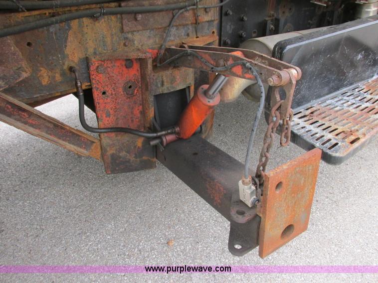 image for item F4898 1997 GMC C8500 dump truck