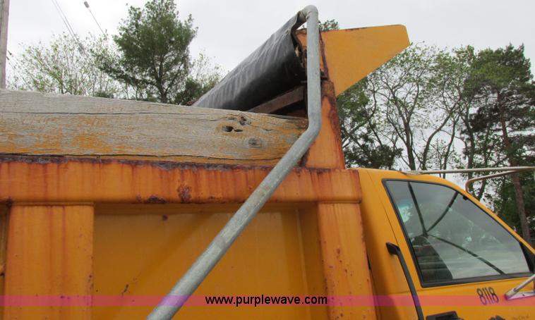 image for item F4898 1997 GMC C8500 dump truck