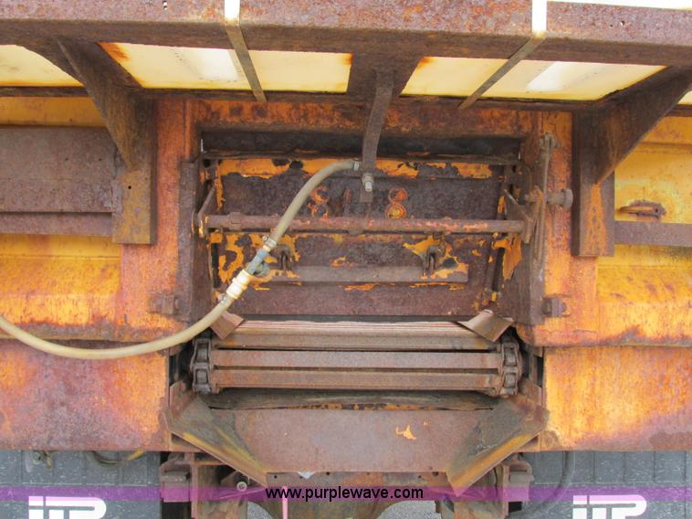 image for item F4898 1997 GMC C8500 dump truck