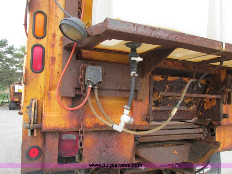 image for item F4898 1997 GMC C8500 dump truck