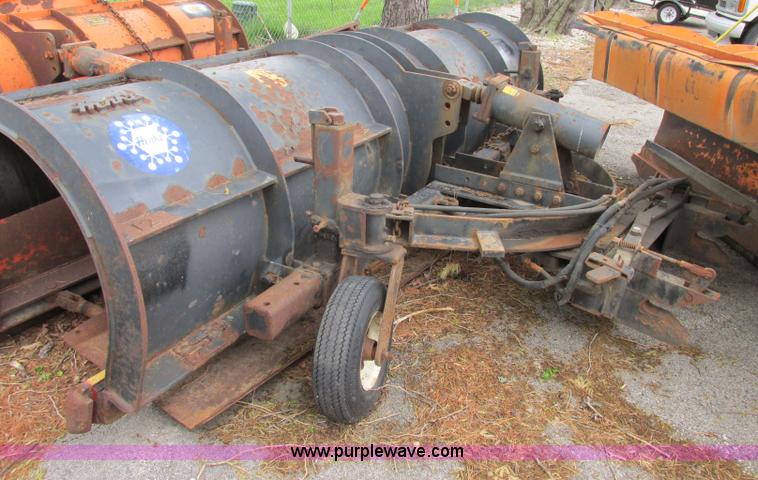 image for item F4898 1997 GMC C8500 dump truck