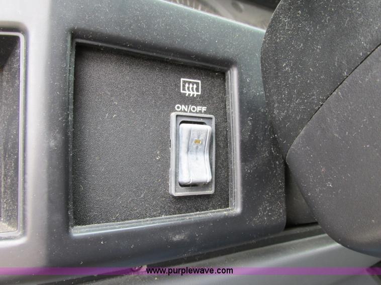 image for item F4901 1996 Jeep Cherokee Sport SUV