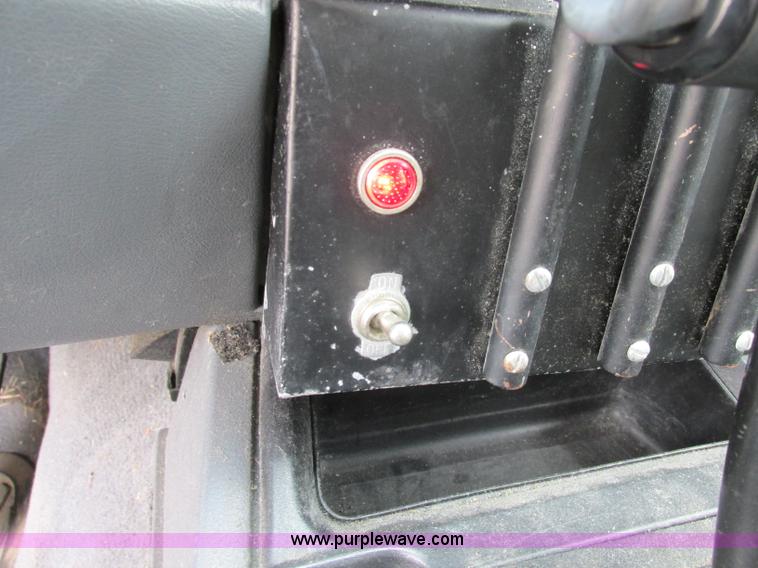 image for item F4901 1996 Jeep Cherokee Sport SUV