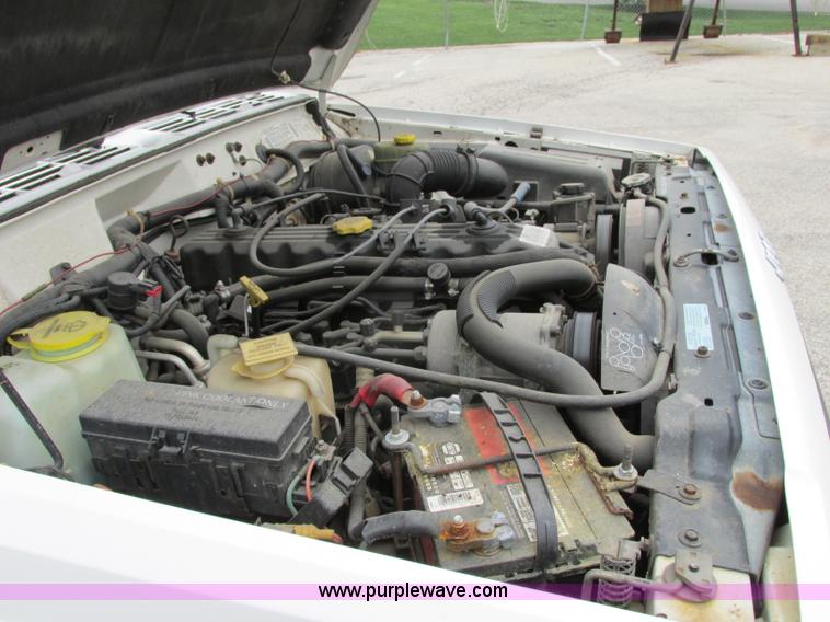 image for item F4901 1996 Jeep Cherokee Sport SUV