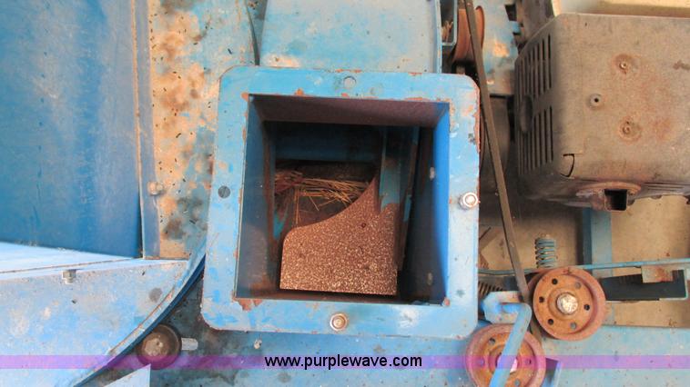 image for item G9252 Goosen 105 bale processor