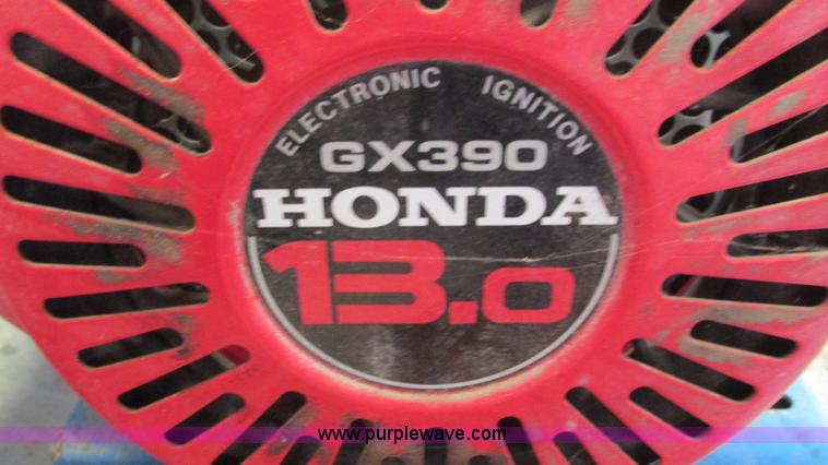 image for item G9252 Goosen 105 bale processor