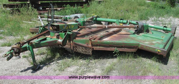 image for item G9253 John Deere 1517 batwing mower