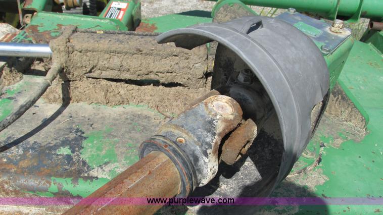 image for item G9253 John Deere 1517 batwing mower