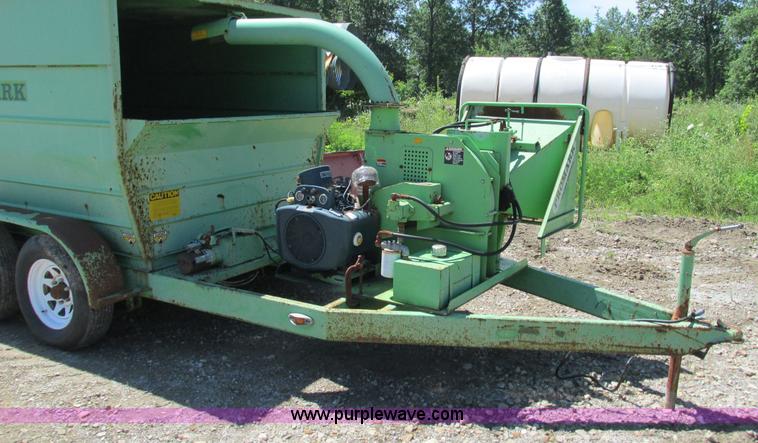 image for item G9254 Promark 310 brush chipper