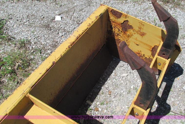 image for item G9255 Bush Hog BX840 box blade