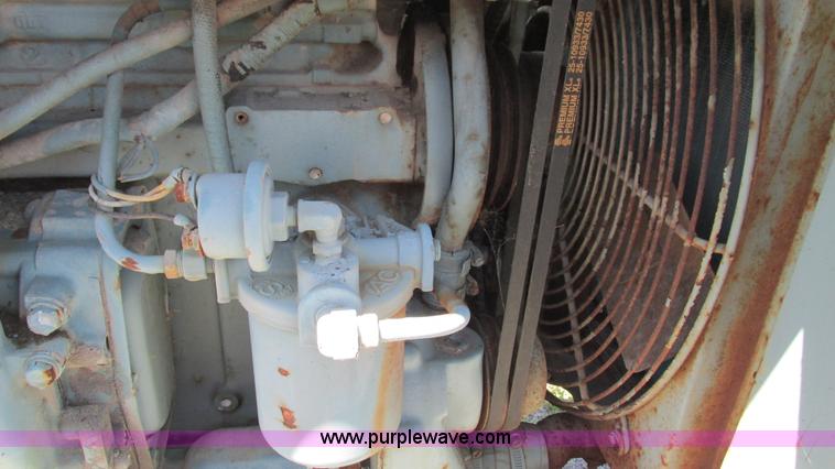 image for item G9256 Gardner Denver SP150DG air compressor