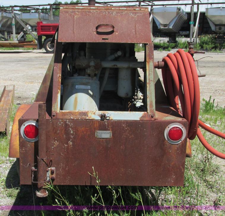 image for item G9256 Gardner Denver SP150DG air compressor