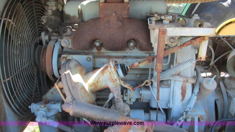 image for item G9256 Gardner Denver SP150DG air compressor