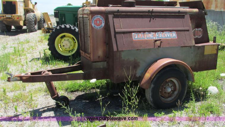 image for item G9256 Gardner Denver SP150DG air compressor