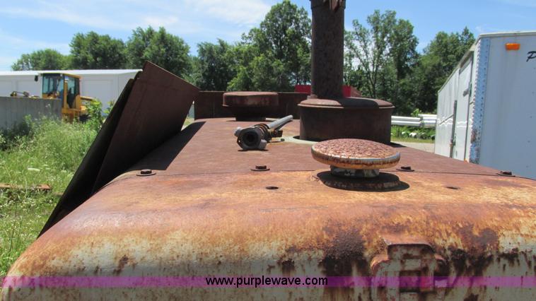 image for item G9256 Gardner Denver SP150DG air compressor