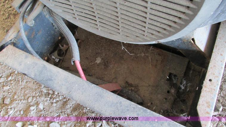 image for item G9258 Miller Bobcat 225G welder generator